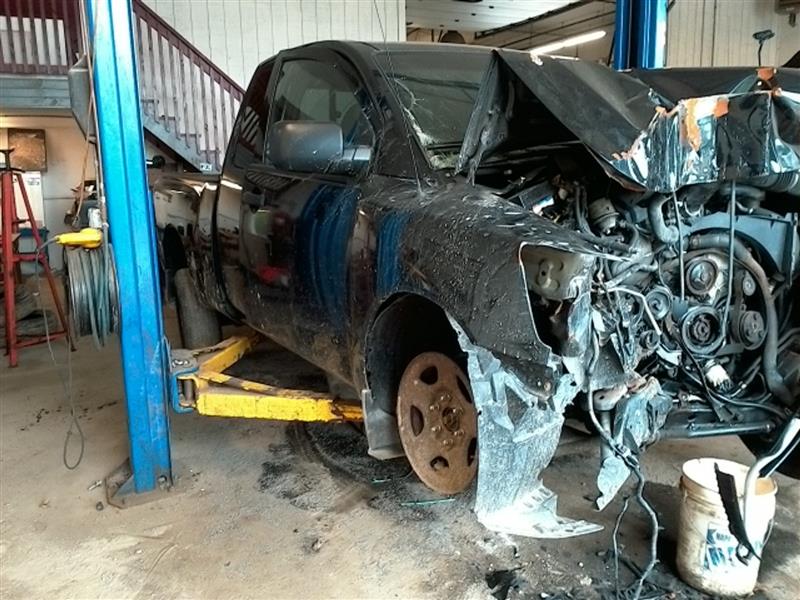 https://f005.backblazeb2.com/file/img-partshotlines-com/Inventory/NE135/Vehicle/15821_04.jpg