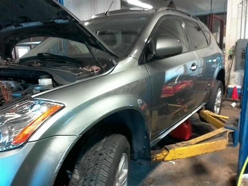 https://f005.backblazeb2.com/file/img-partshotlines-com/Inventory/NE135/Vehicle/16171_04.jpg