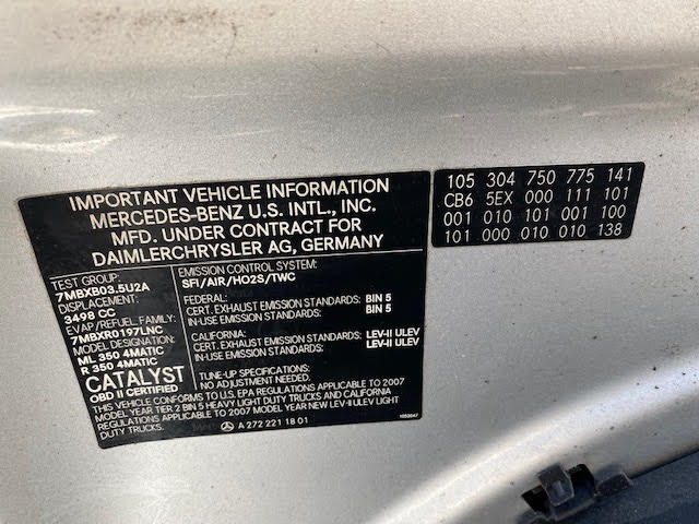 https://f005.backblazeb2.com/file/img-partshotlines-com/Inventory/NE135/Vehicle/18464_12.jpg