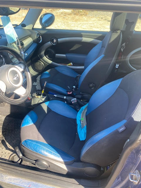 https://f005.backblazeb2.com/file/img-partshotlines-com/Inventory/NE135/Vehicle/18687_10.jpg