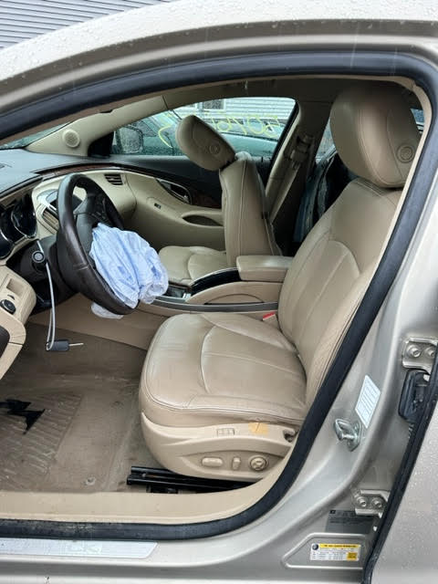 https://f005.backblazeb2.com/file/img-partshotlines-com/Inventory/NE135/Vehicle/19009_11.jpg