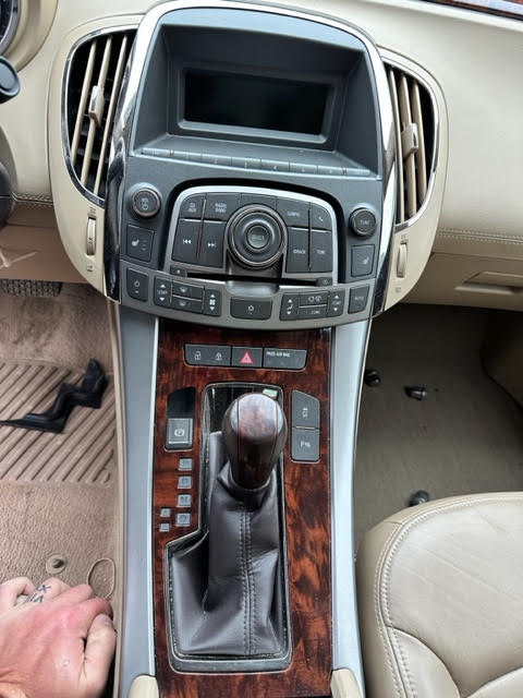 https://f005.backblazeb2.com/file/img-partshotlines-com/Inventory/NE135/Vehicle/19009_12.jpg