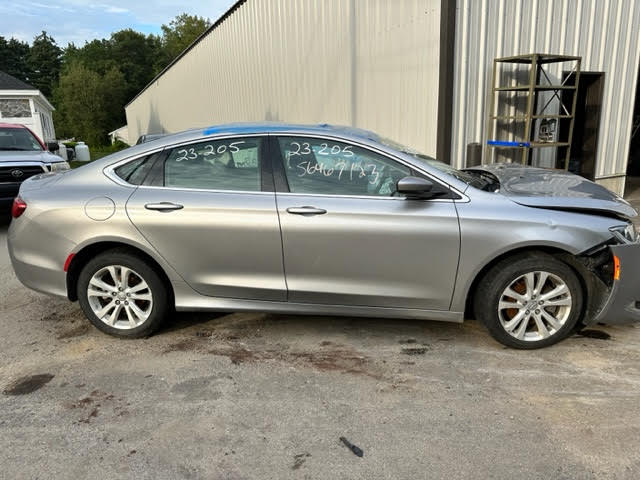 https://f005.backblazeb2.com/file/img-partshotlines-com/Inventory/NE135/Vehicle/19126_03.jpg