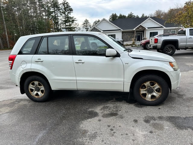 https://f005.backblazeb2.com/file/img-partshotlines-com/Inventory/NE135/Vehicle/19244_04.jpg