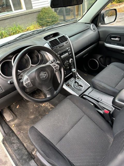 https://f005.backblazeb2.com/file/img-partshotlines-com/Inventory/NE135/Vehicle/19244_11.jpg