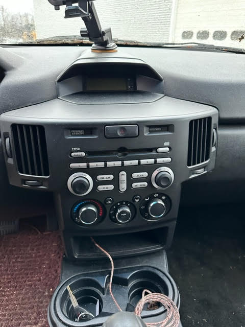 https://f005.backblazeb2.com/file/img-partshotlines-com/Inventory/NE135/Vehicle/19319_11.jpg