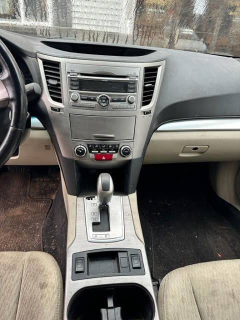 https://f005.backblazeb2.com/file/img-partshotlines-com/Inventory/NE135/Vehicle/19322_12.jpg