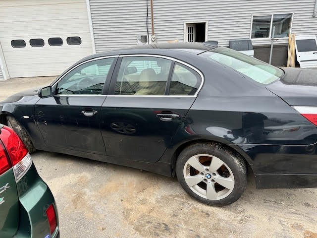 https://f005.backblazeb2.com/file/img-partshotlines-com/Inventory/NE135/Vehicle/19456_07.jpg
