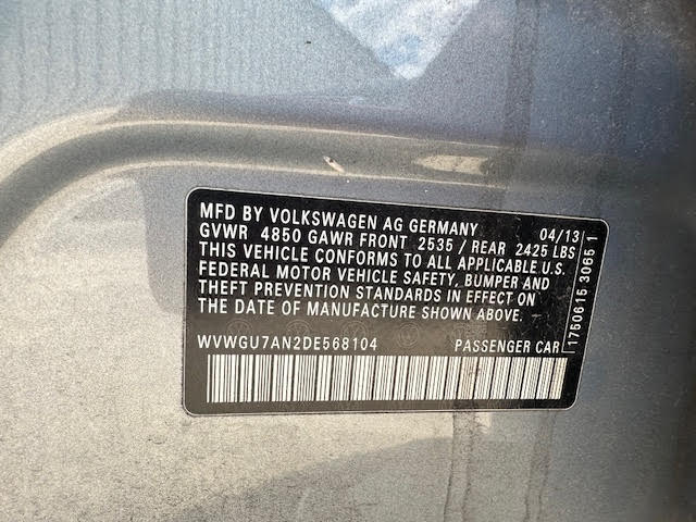https://f005.backblazeb2.com/file/img-partshotlines-com/Inventory/NE135/Vehicle/19532_09.jpg