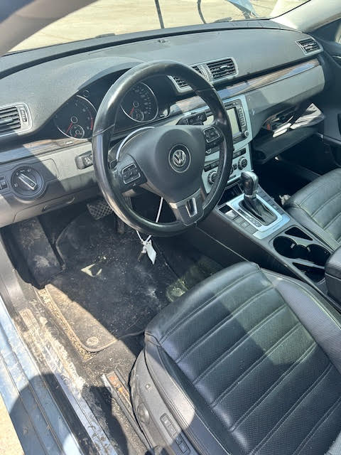 https://f005.backblazeb2.com/file/img-partshotlines-com/Inventory/NE135/Vehicle/19532_12.jpg
