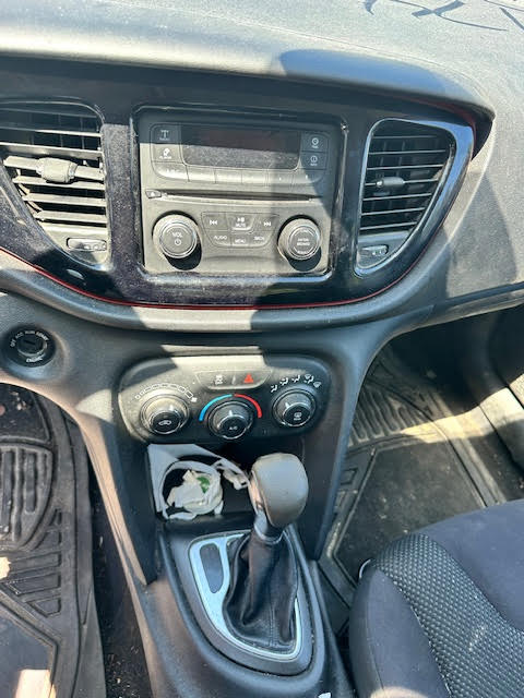 https://f005.backblazeb2.com/file/img-partshotlines-com/Inventory/NE135/Vehicle/19588_11.jpg