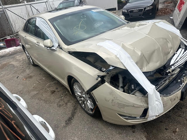 https://f005.backblazeb2.com/file/img-partshotlines-com/Inventory/NE135/Vehicle/19820_02.jpg