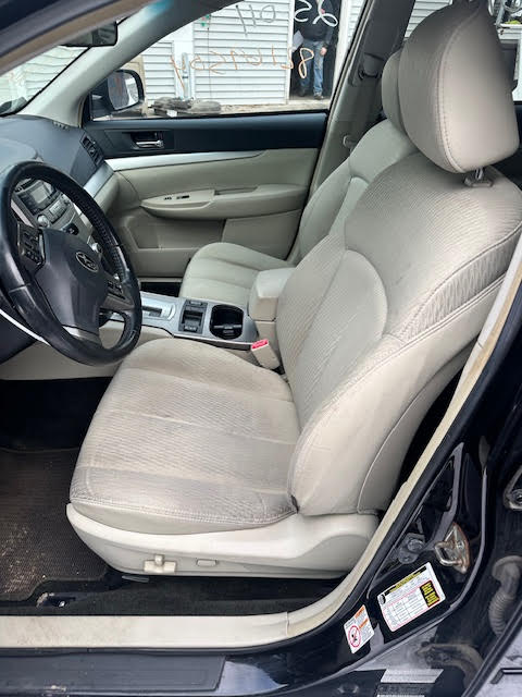https://f005.backblazeb2.com/file/img-partshotlines-com/Inventory/NE135/Vehicle/19858_10.jpg