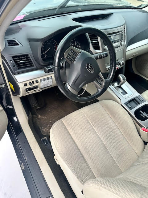 https://f005.backblazeb2.com/file/img-partshotlines-com/Inventory/NE135/Vehicle/19858_11.jpg