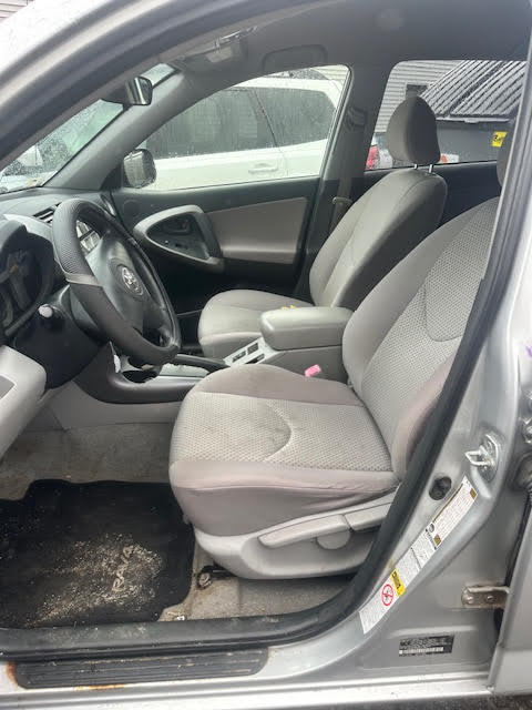 https://f005.backblazeb2.com/file/img-partshotlines-com/Inventory/NE135/Vehicle/19963_09.jpg