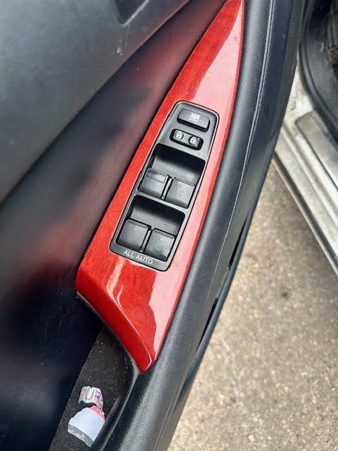 https://f005.backblazeb2.com/file/img-partshotlines-com/Inventory/NE135/Vehicle/20058_09.jpg