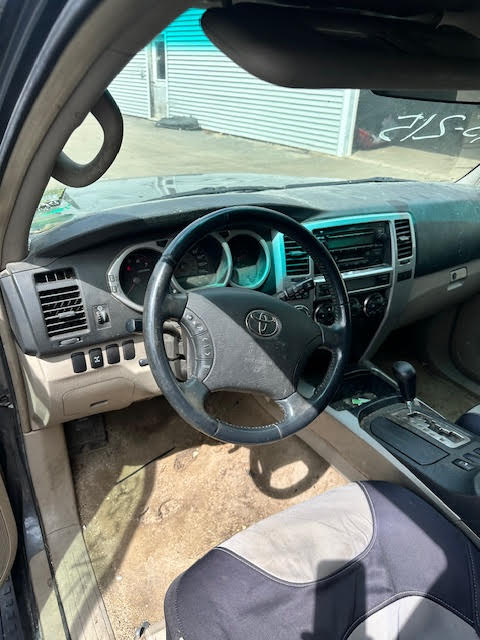 https://f005.backblazeb2.com/file/img-partshotlines-com/Inventory/NE135/Vehicle/20182_08.jpg