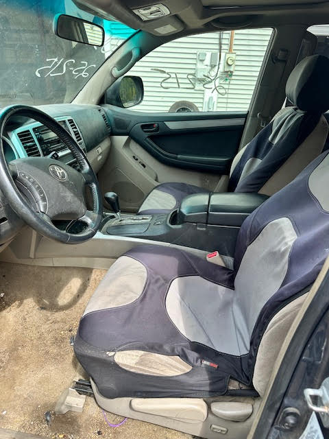 https://f005.backblazeb2.com/file/img-partshotlines-com/Inventory/NE135/Vehicle/20182_09.jpg