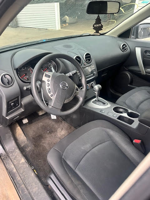 https://f005.backblazeb2.com/file/img-partshotlines-com/Inventory/NE135/Vehicle/20223_09.jpg