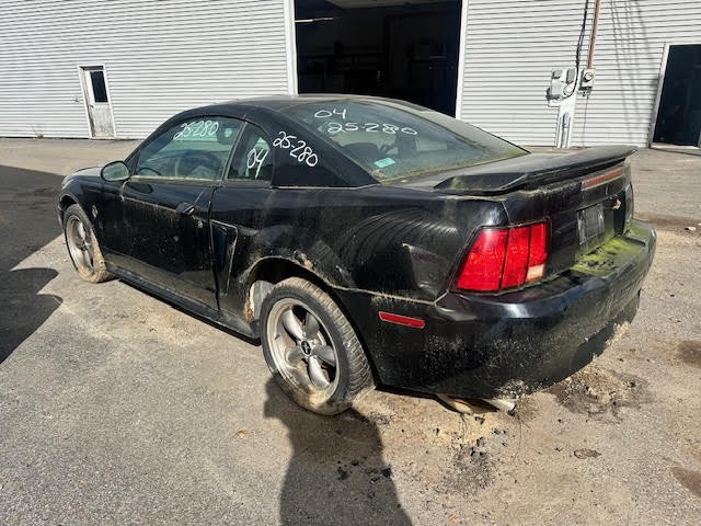 https://f005.backblazeb2.com/file/img-partshotlines-com/Inventory/NE135/Vehicle/20284_06.jpg