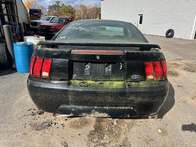 https://f005.backblazeb2.com/file/img-partshotlines-com/Inventory/NE135/Vehicle/20284_07.jpg