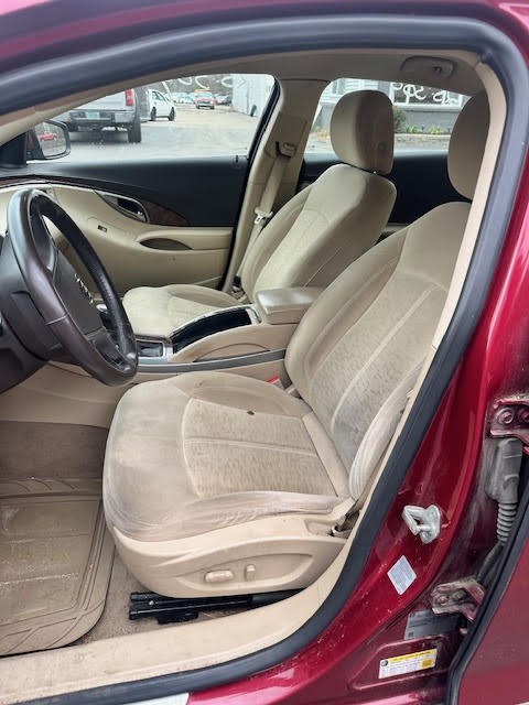 https://f005.backblazeb2.com/file/img-partshotlines-com/Inventory/NE135/Vehicle/20327_06.jpg
