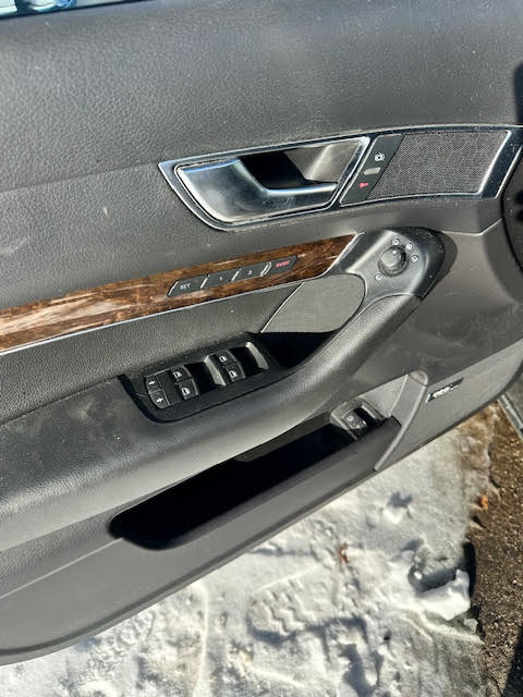 https://f005.backblazeb2.com/file/img-partshotlines-com/Inventory/NE135/Vehicle/20339_10.jpg