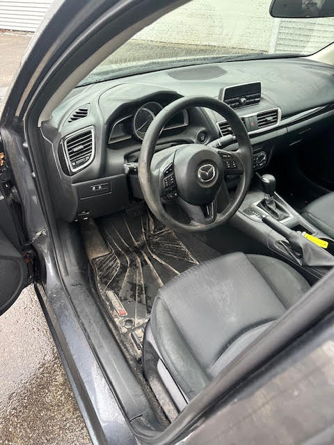 https://f005.backblazeb2.com/file/img-partshotlines-com/Inventory/NE135/Vehicle/20382_06.jpg