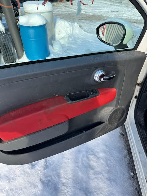 https://f005.backblazeb2.com/file/img-partshotlines-com/Inventory/NE135/Vehicle/20387_05.jpg