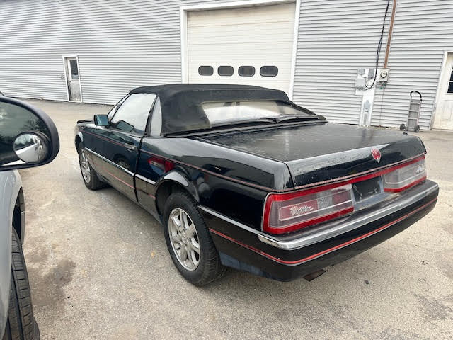 https://f005.backblazeb2.com/file/img-partshotlines-com/Inventory/NE135/Vehicle/20445_10.jpg