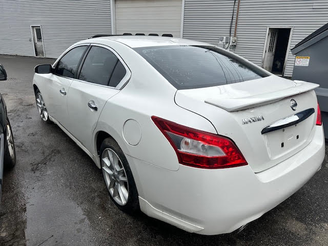 https://f005.backblazeb2.com/file/img-partshotlines-com/Inventory/NE135/Vehicle/20455_06.jpg
