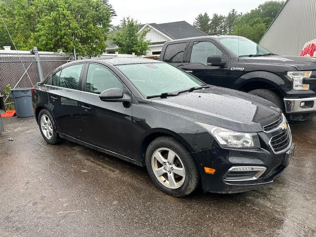 https://f005.backblazeb2.com/file/img-partshotlines-com/Inventory/NE135/Vehicle/20534_03.jpg