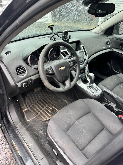 https://f005.backblazeb2.com/file/img-partshotlines-com/Inventory/NE135/Vehicle/20534_12.jpg