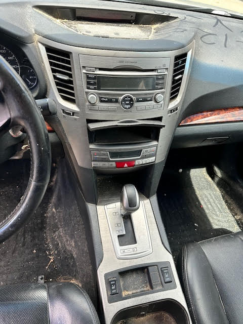 https://f005.backblazeb2.com/file/img-partshotlines-com/Inventory/NE135/Vehicle/20539_07.jpg