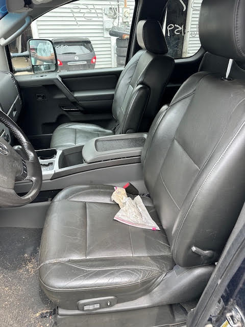https://f005.backblazeb2.com/file/img-partshotlines-com/Inventory/NE135/Vehicle/20589_10.jpg