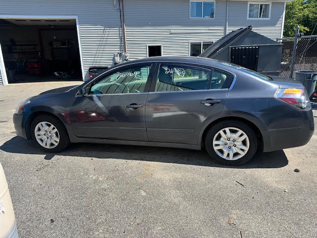 https://f005.backblazeb2.com/file/img-partshotlines-com/Inventory/NE135/Vehicle/20609_06.jpg