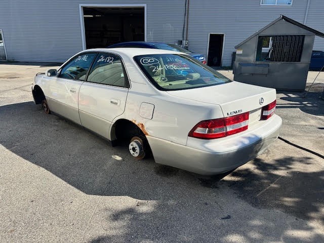 https://f005.backblazeb2.com/file/img-partshotlines-com/Inventory/NE135/Vehicle/20628_05.jpg