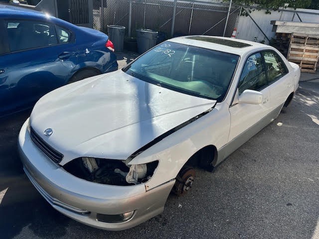 https://f005.backblazeb2.com/file/img-partshotlines-com/Inventory/NE135/Vehicle/20628_07.jpg