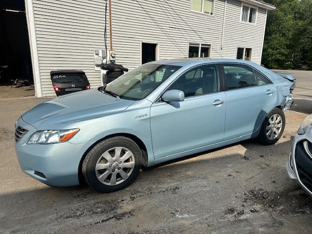 https://f005.backblazeb2.com/file/img-partshotlines-com/Inventory/NE135/Vehicle/20635_06.jpg