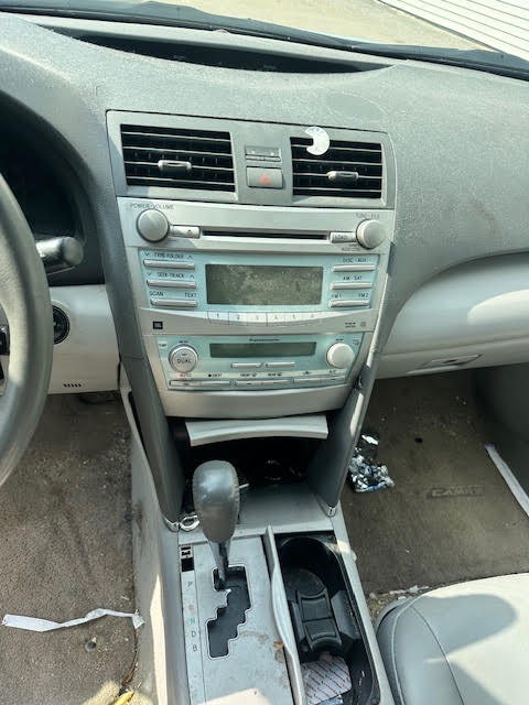 https://f005.backblazeb2.com/file/img-partshotlines-com/Inventory/NE135/Vehicle/20635_08.jpg