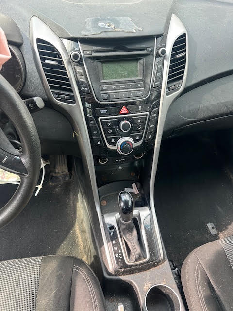 https://f005.backblazeb2.com/file/img-partshotlines-com/Inventory/NE135/Vehicle/20636_06.jpg