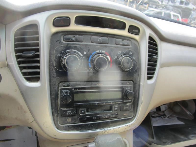 https://f005.backblazeb2.com/file/img-partshotlines-com/Inventory/NE160/Vehicle/23298_11.jpg