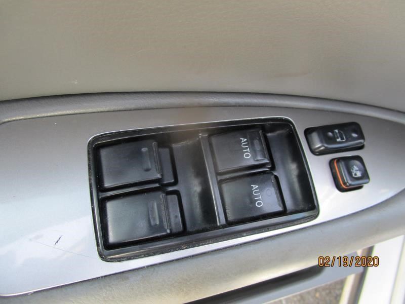 https://f005.backblazeb2.com/file/img-partshotlines-com/Inventory/NE160/Vehicle/26731_04.jpg