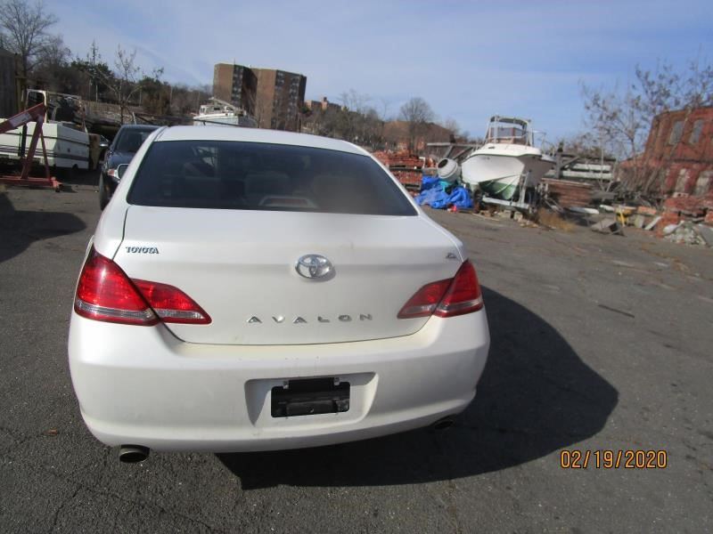 https://f005.backblazeb2.com/file/img-partshotlines-com/Inventory/NE160/Vehicle/26731_12.jpg