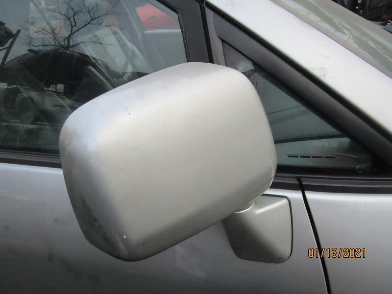 https://f005.backblazeb2.com/file/img-partshotlines-com/Inventory/NE160/Vehicle/29598_11.jpg