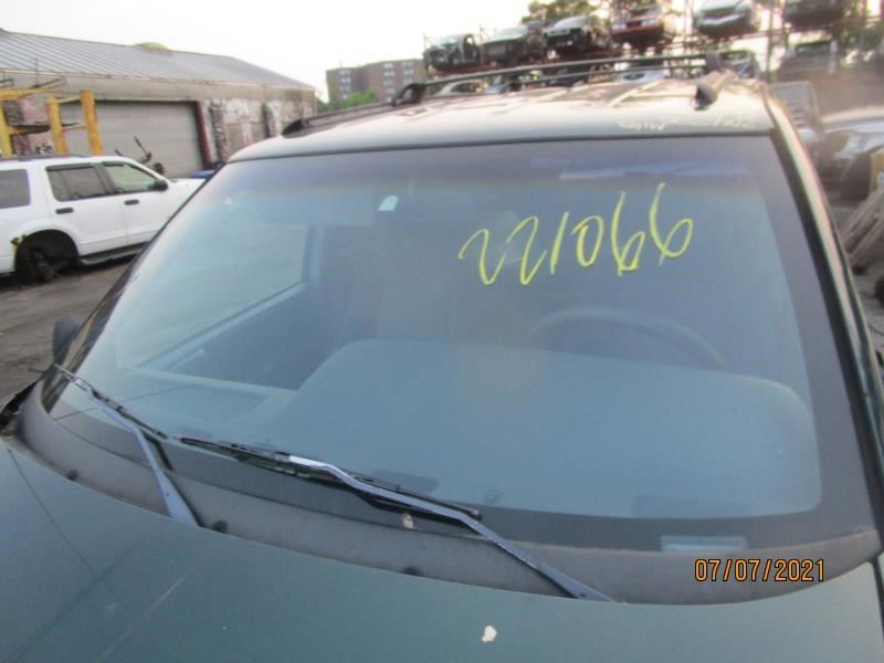 https://f005.backblazeb2.com/file/img-partshotlines-com/Inventory/NE160/Vehicle/31153_12.jpg