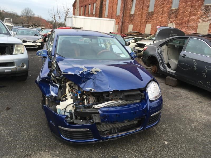 https://f005.backblazeb2.com/file/img-partshotlines-com/Inventory/NE160/Vehicle/36494_04.jpg