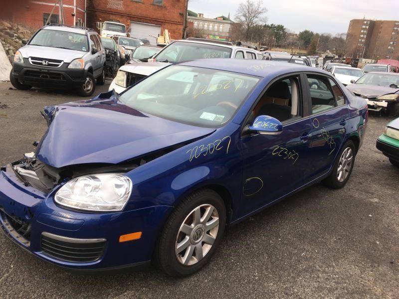 https://f005.backblazeb2.com/file/img-partshotlines-com/Inventory/NE160/Vehicle/36494_05.jpg