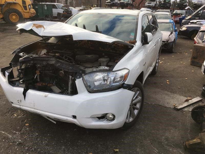 https://f005.backblazeb2.com/file/img-partshotlines-com/Inventory/NE160/Vehicle/38904_07.jpg