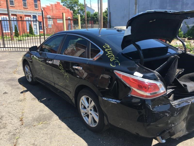 https://f005.backblazeb2.com/file/img-partshotlines-com/Inventory/NE160/Vehicle/40523_06.jpg